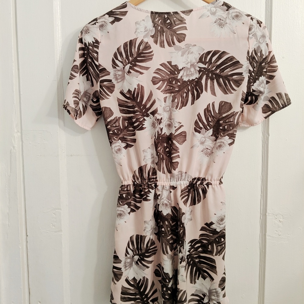 Divided Romper - Picture 4 of 6